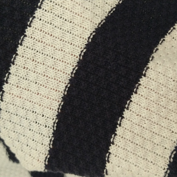 Croft & Barrow Navy & White Striped 100% Cotton Knit 3/4 Sleeve Cuffed Sweater - Picture 7 of 11